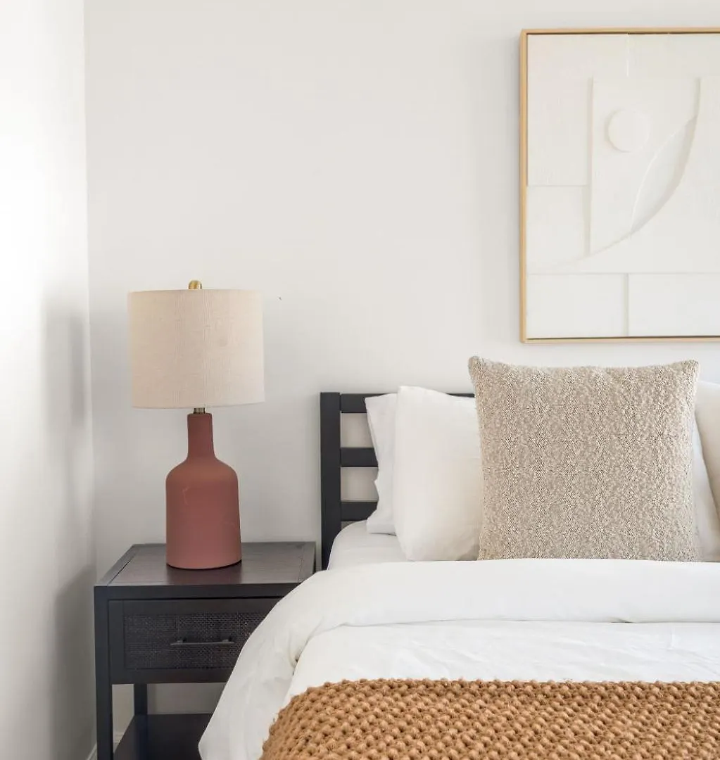 Spacious 3Bedroom 1Bath In The Heart Of The Lower East Side Near Iconic Nyc Landmarks New York 0*,  USA