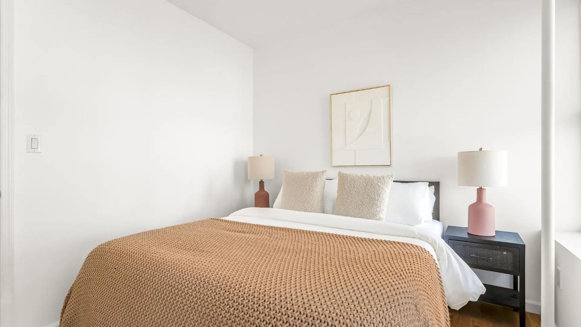 Apartment Spacious 3Bedroom 1Bath In The Heart Of The Lower East Side Near Iconic Nyc Landmarks New York