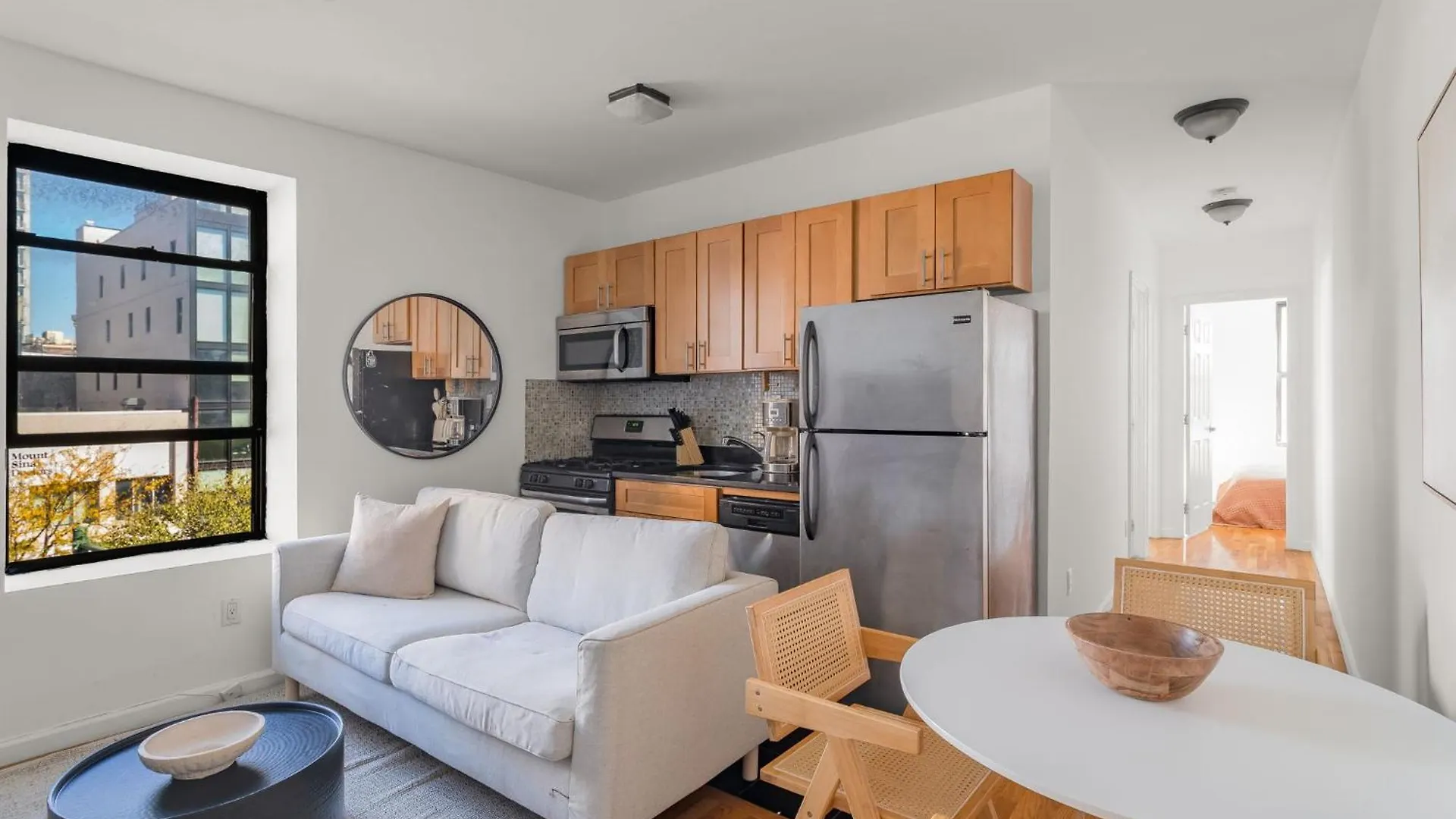 Spacious 3Bedroom 1Bath In The Heart Of The Lower East Side Near Iconic Nyc Landmarks New York USA