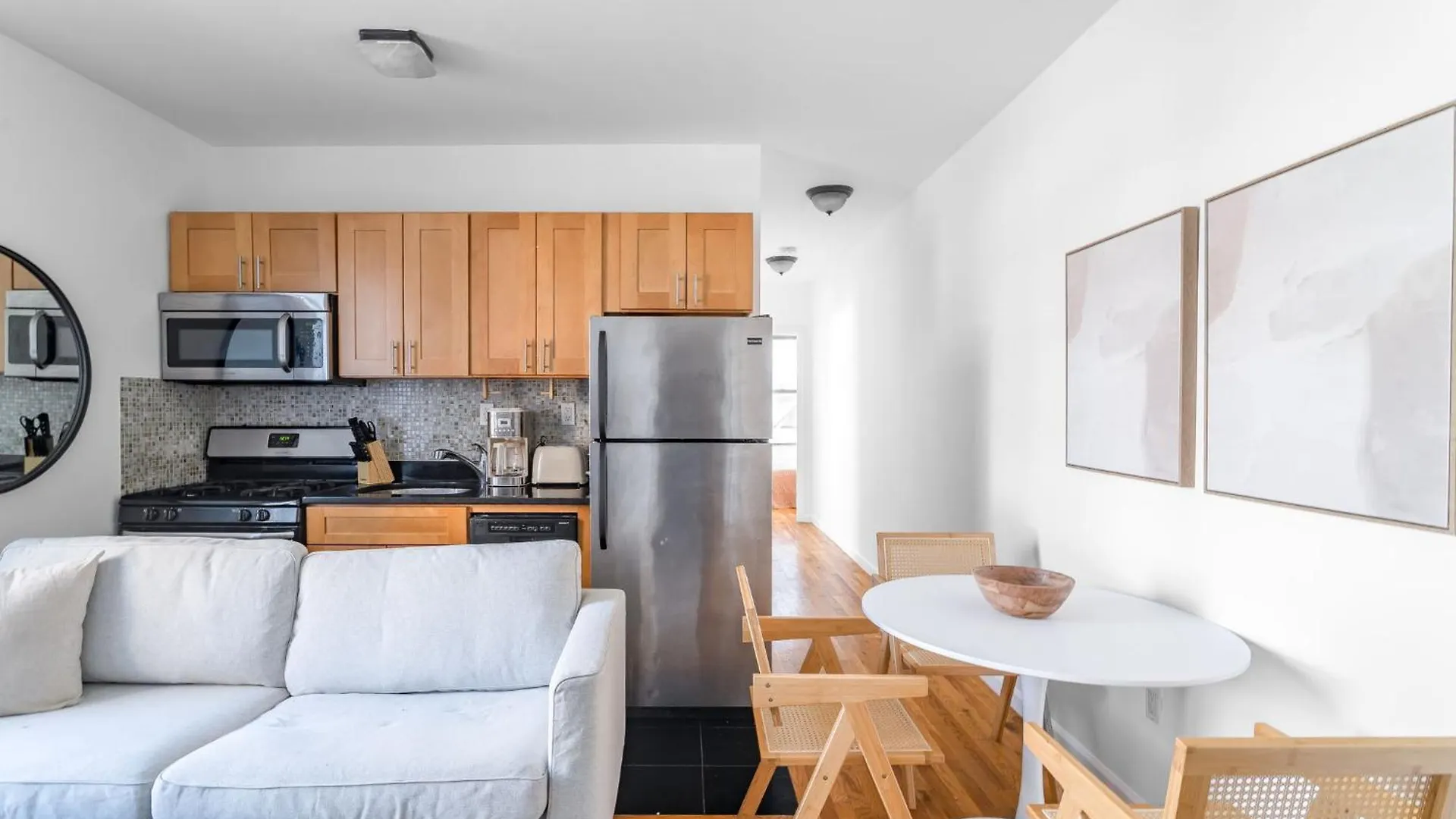 Spacious 3Bedroom 1Bath In The Heart Of The Lower East Side Near Iconic Nyc Landmarks New York 0*,  USA